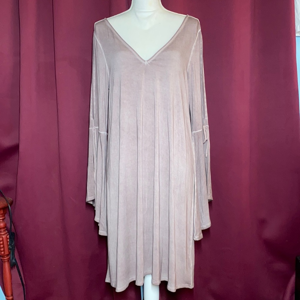 American Eagle Dress Slit Sleeves